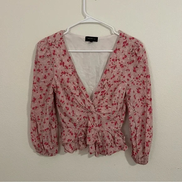 MAJORELLE Chrissa Top in Mauve Ditsy - Picture 2 of 6